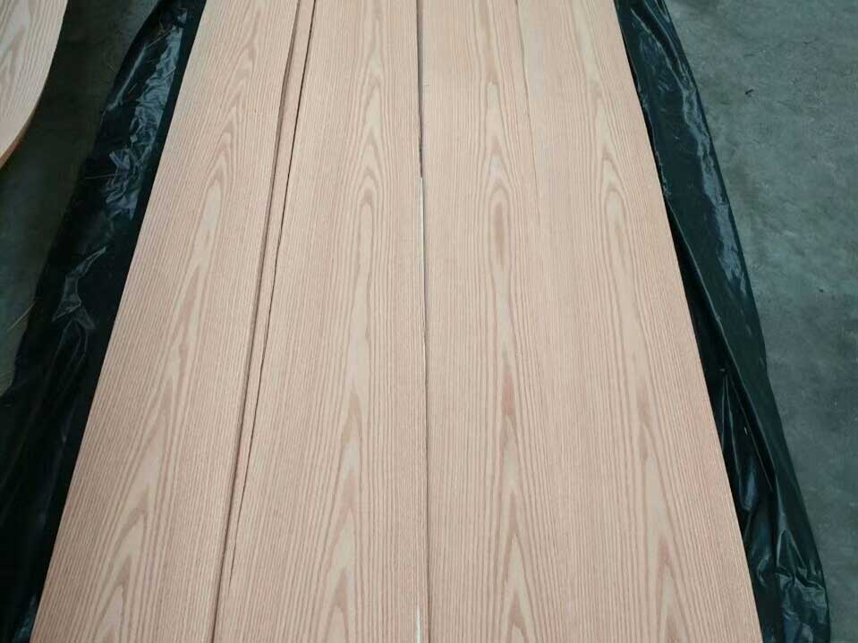 flat cut red oak veneer